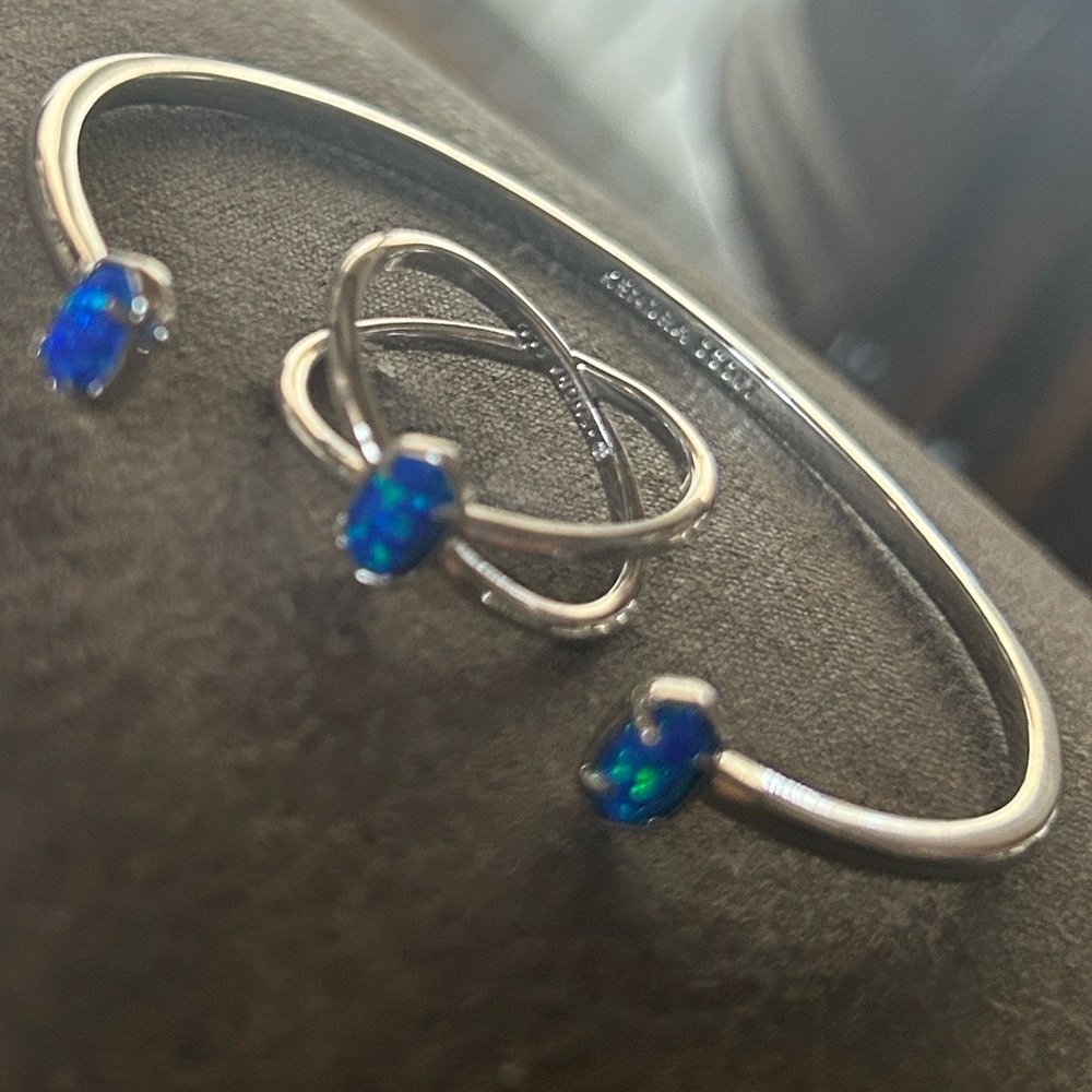 Elegant Silver and Blue Kendra Scott Jewelry Set bracelet and ring size 8 - Picture 2 of 8